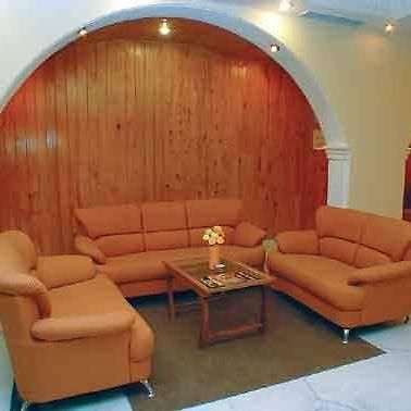 Royal Residency Hotel Khajjiar Bagian luar foto